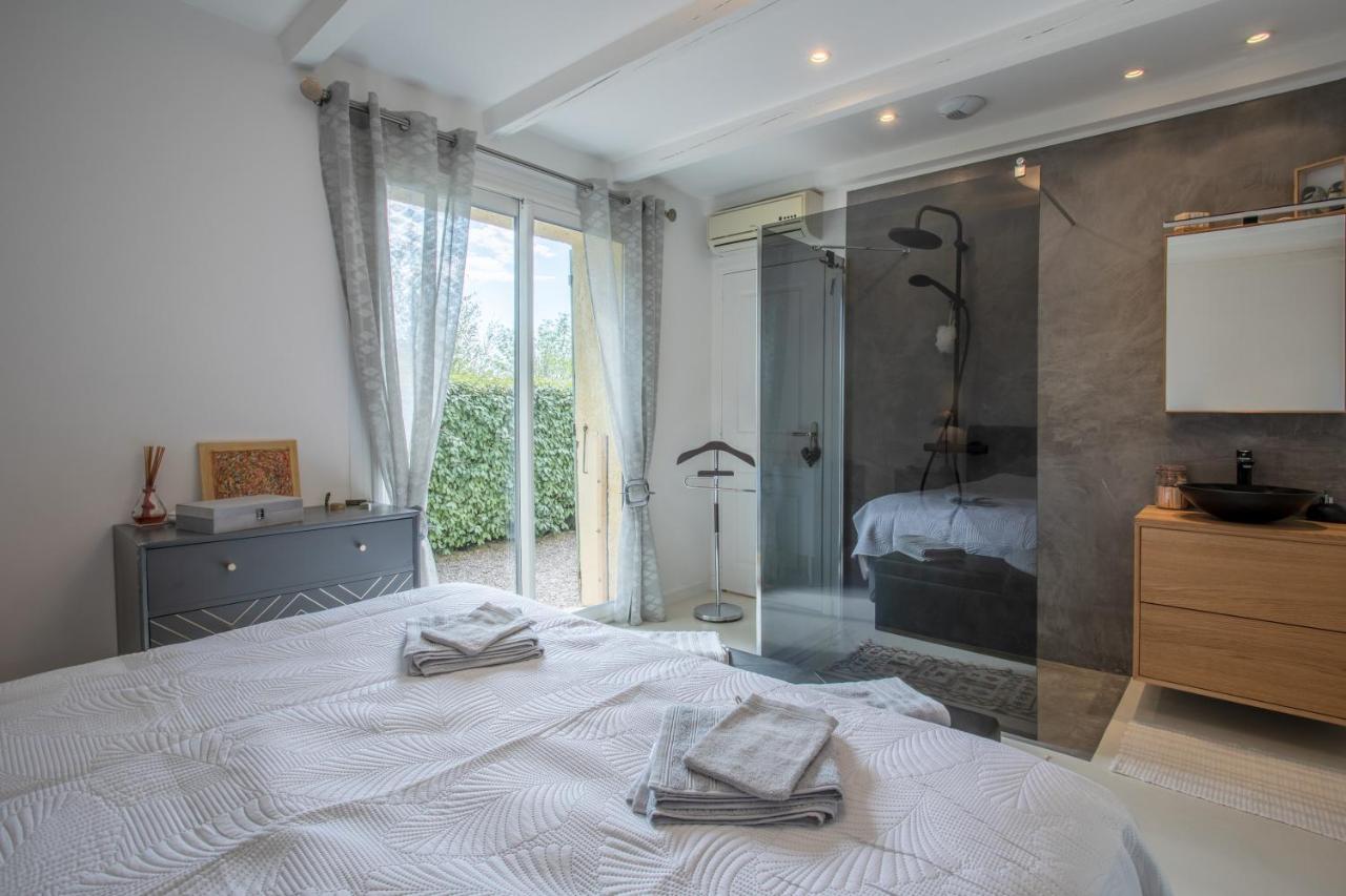 Villa Catalpa Avec Piscine Le Muy Luaran gambar